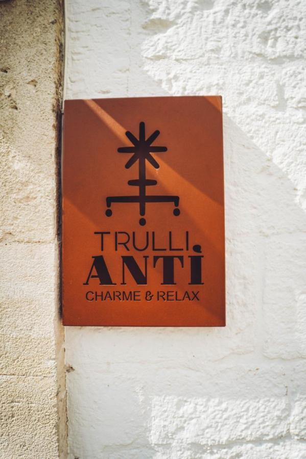 アルベロベッロ Trullo Syrah-Trulli Anti Charme & Relax Bed & Breakfast エクステリア 写真